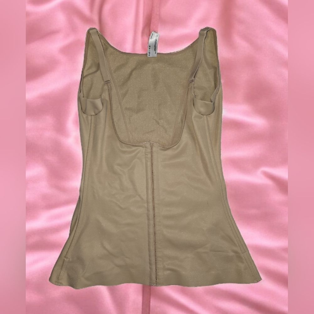 Flexees Ultra-firm Body Shapewear Tummy Control Open Bust BYOB Size M